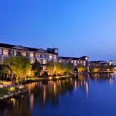 Crowne Plaza Hangzhou Xanadu Resort Екстер'єр фото