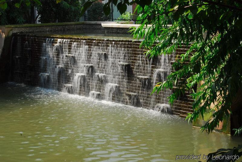 Crowne Plaza Hangzhou Xanadu Resort Екстер'єр фото