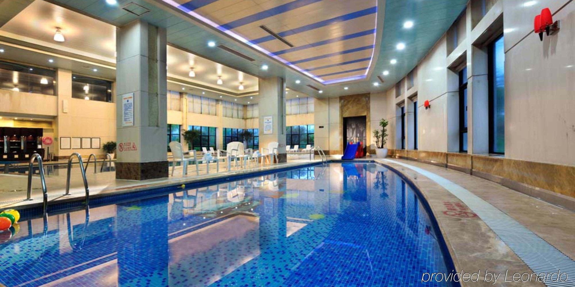 Crowne Plaza Hangzhou Xanadu Resort Екстер'єр фото