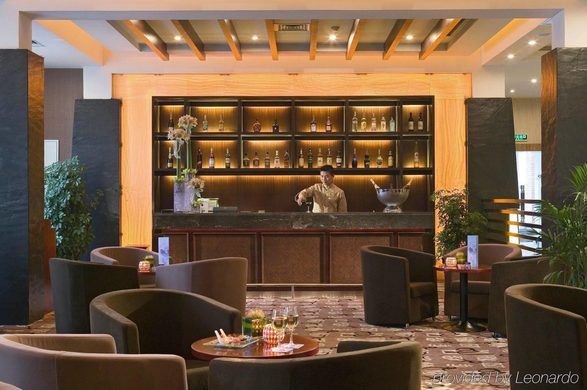 Crowne Plaza Hangzhou Xanadu Resort Ресторан фото